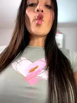 Emmily_19 from StripChat is Freechat