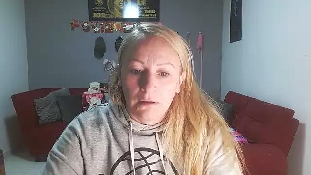 emperabigbootybigass from StripChat is Freechat