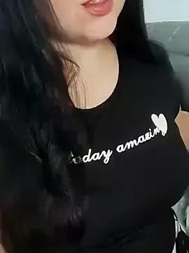 ErikaVlovely from StripChat is Freechat