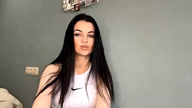Eva_Starshine from StripChat is Freechat