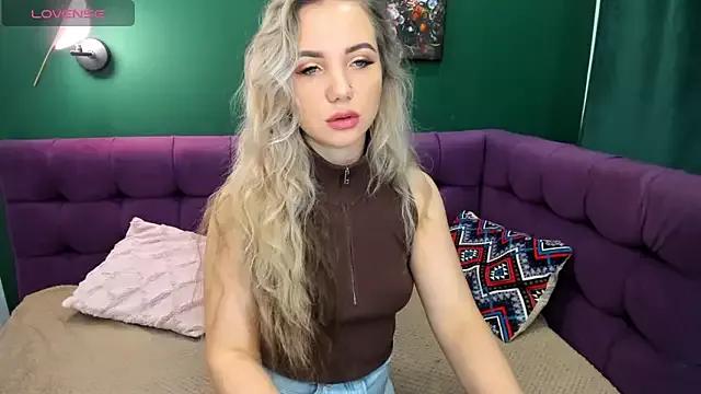 Photos of EvaMoran from StripChat is Freechat