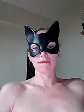 EvaXlove69 from StripChat is Freechat