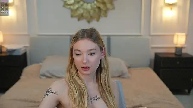 Ewa_Pearl from StripChat is Freechat