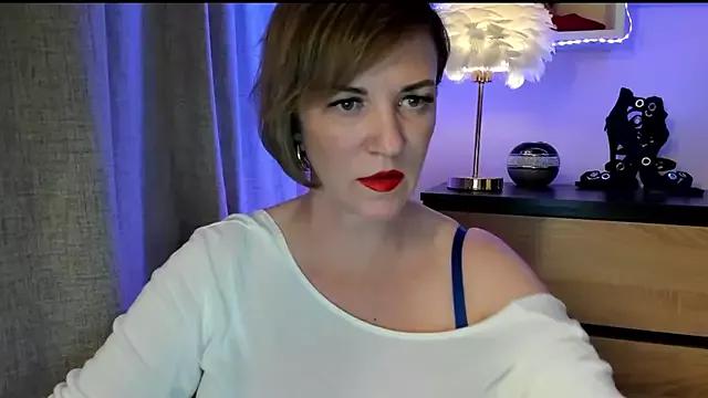 feliziaDesire from StripChat is Freechat