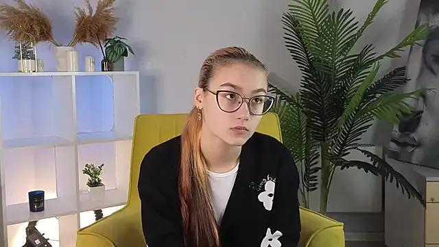 FloraQuince from StripChat is Freechat