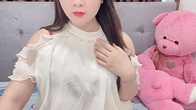 Funikio from StripChat is Freechat