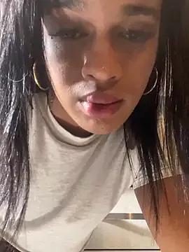 GhanimaHorny from StripChat is Freechat