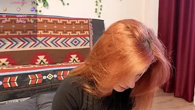 girl_with_snaketatto0 from StripChat is Freechat