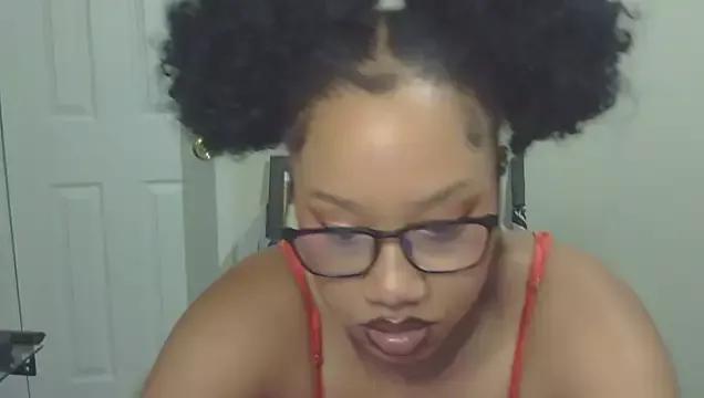 goddessdaisysky from StripChat is Freechat