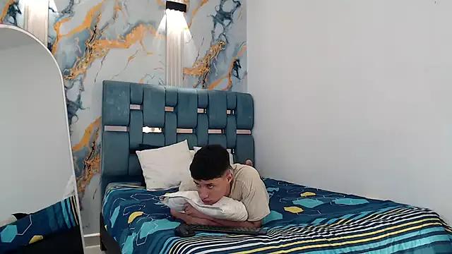 GRETTY_BOYS from StripChat is Freechat