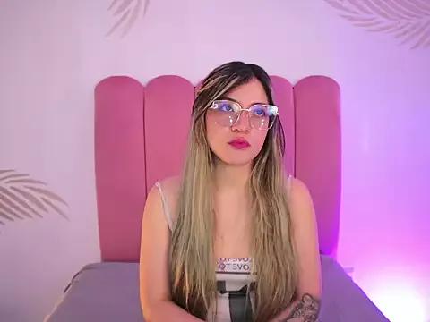 hanna_Jonees from StripChat is Freechat