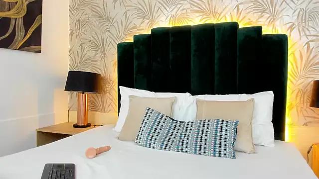 Checkout the world of free chat sex and chat with our steamy slutz, bringing your cherished characters to life with authentic outfits and live productions.