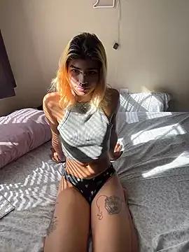 Harley_cams from StripChat is Freechat