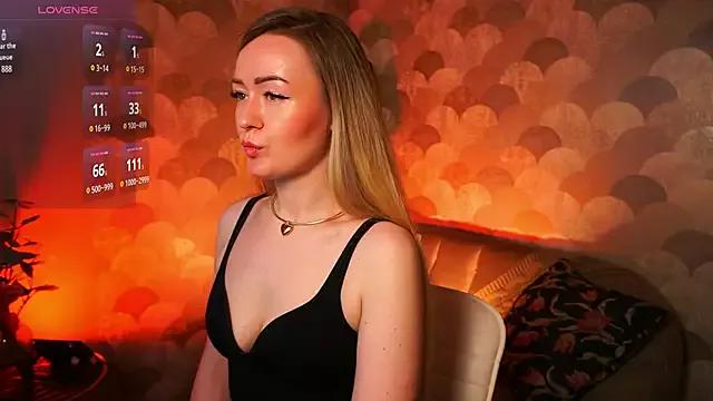heart_therapy from StripChat is Freechat