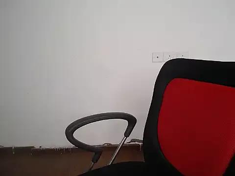 Heavan_queen from StripChat is Freechat