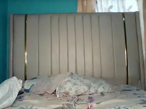 Heavy_Pride from StripChat is Freechat