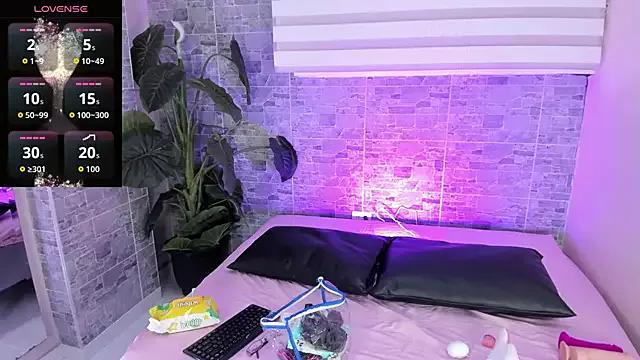 HelenaScott from StripChat is Freechat