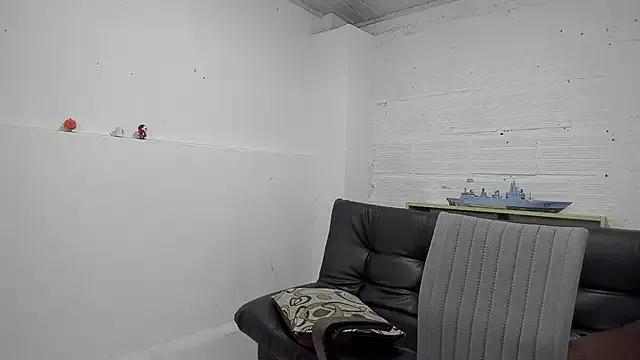 Himoreno25 from StripChat is Freechat