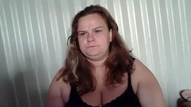 HollyXEva from StripChat is Freechat