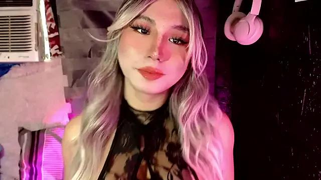 HoresCOCKLUCY from StripChat is Freechat