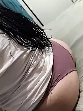 Hornycamilaxoxo from StripChat is Freechat