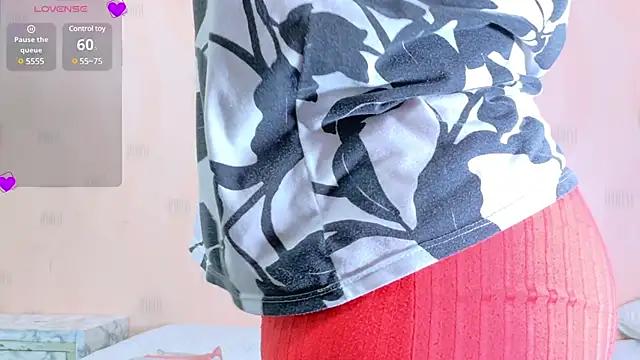hotlatinateacher from StripChat is Freechat
