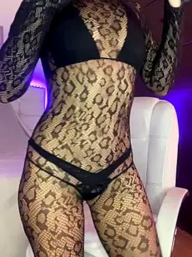 Hottie_kitten from StripChat is Freechat