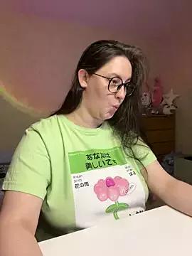 hungry1bunny from StripChat is Freechat