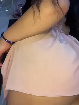 Im_Saraaaa from StripChat is Freechat