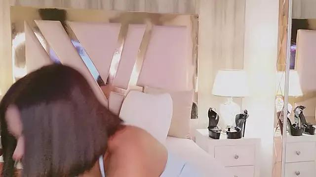 IrinaVelvet from StripChat is Freechat