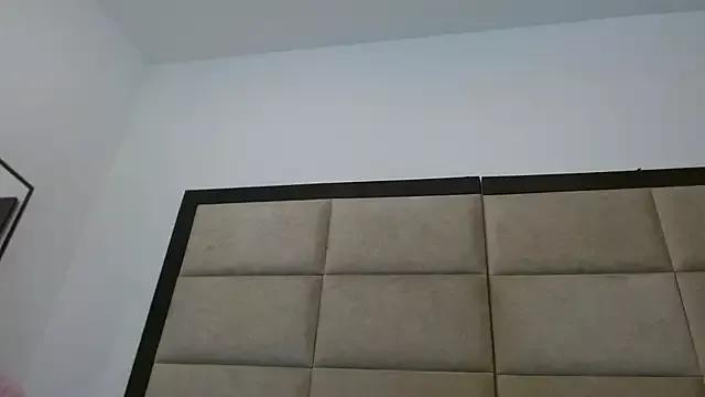 JadeJolsonn from StripChat is Freechat