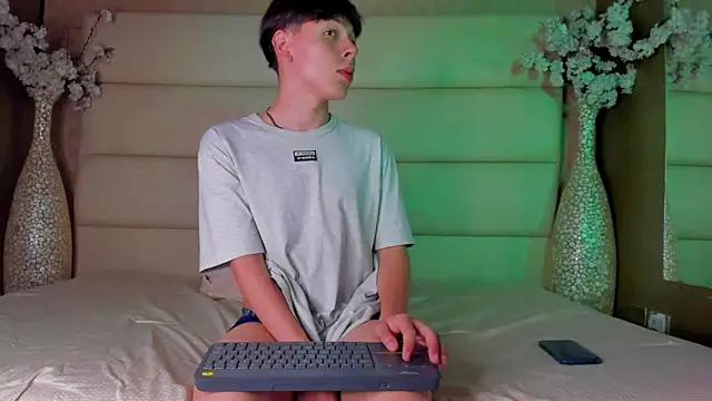 Jake_Blue_ from StripChat is Freechat