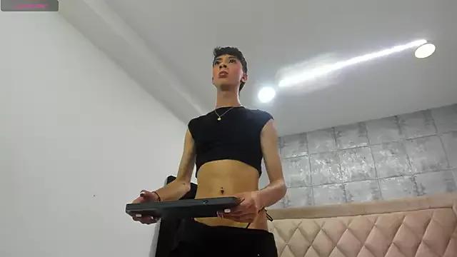 Jamess_Carterr_ from StripChat is Freechat