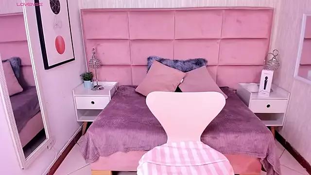 Janah_Myers from StripChat is Freechat