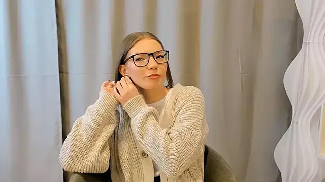 JeaneneWoltz from StripChat is Freechat