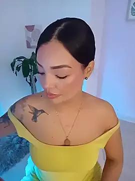 JennLeMoka from StripChat is Freechat