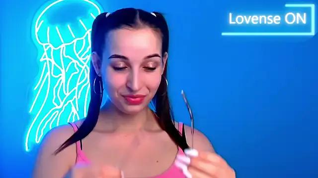 Jessie_Kisss from StripChat is Freechat