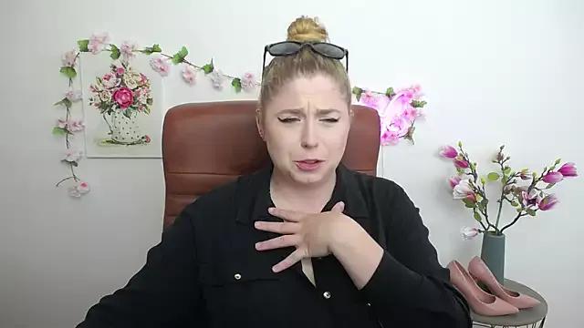 Checkout the world of free chat sex and chat with our steamy slutz, bringing your cherished characters to life with authentic outfits and live productions.