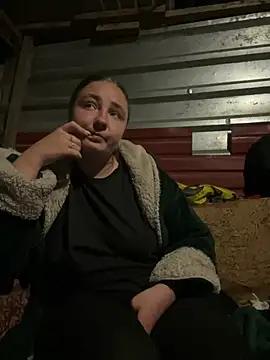 Joannakiss from StripChat is Freechat
