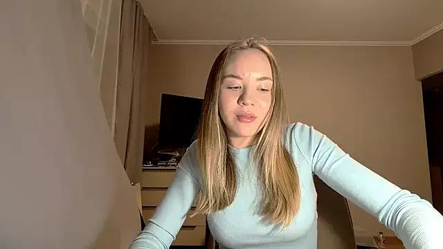 JohnnaCritz from StripChat is Freechat