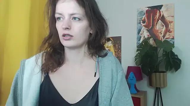 juicyNadine from StripChat is Freechat