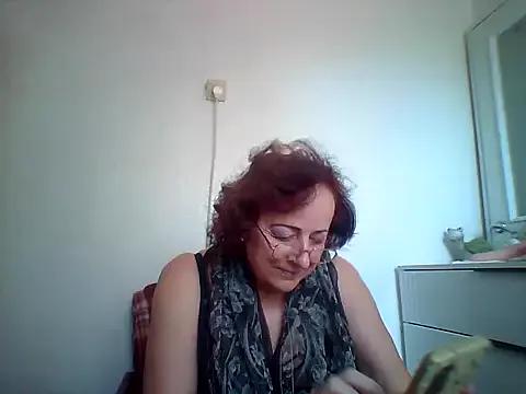 Julia54391 from StripChat is Freechat