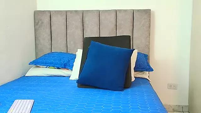 karina_lewis_ from StripChat is Freechat