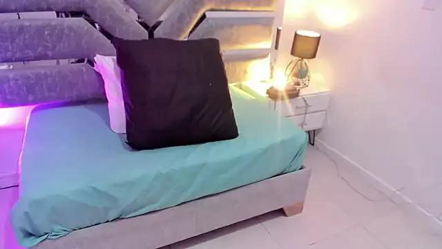 Karla-Lin from StripChat is Freechat