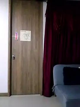 Karlagonzales_ from StripChat is Freechat