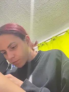 karolainvalentina from StripChat is Freechat