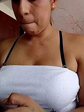 Katalina_S3xy from StripChat is Freechat
