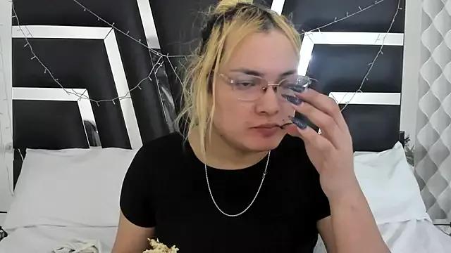 katya_kozlov from StripChat is Freechat