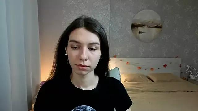 KellyShines from StripChat is Freechat