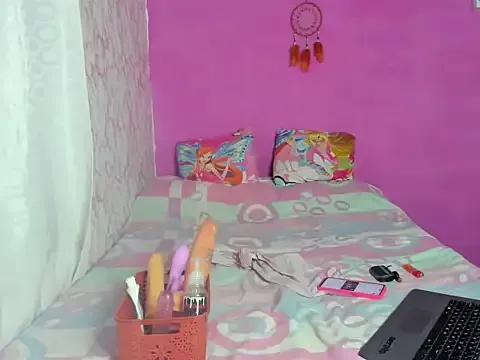kennia_09 from StripChat is Freechat